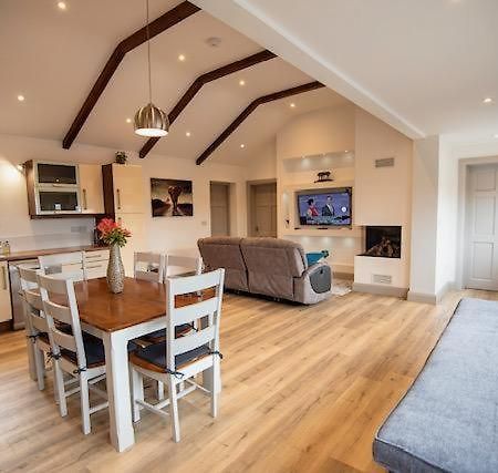 Meadowlane Lodge Корк Экстерьер фото